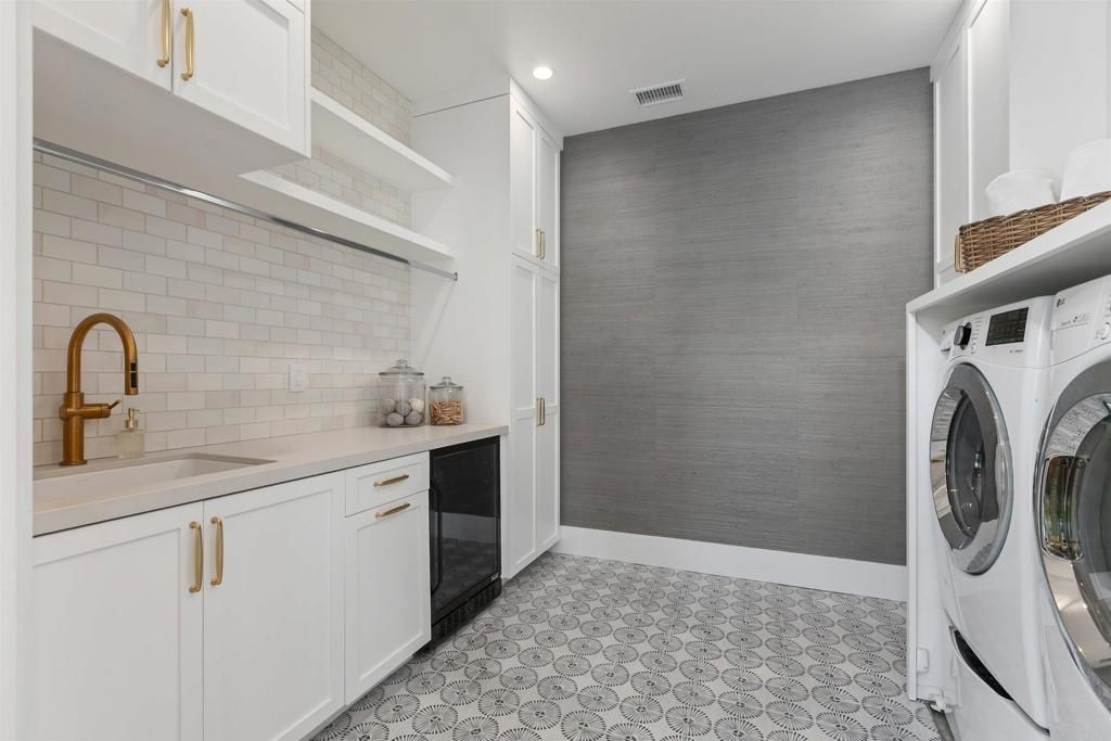 Interior, Recessed Lighting, Washer