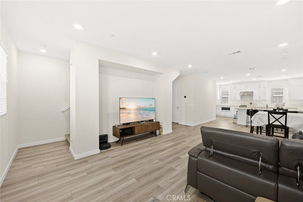 Dining room, Interior, Kitchen, Living room, Recessed Lighting, Wood Texture Flooring