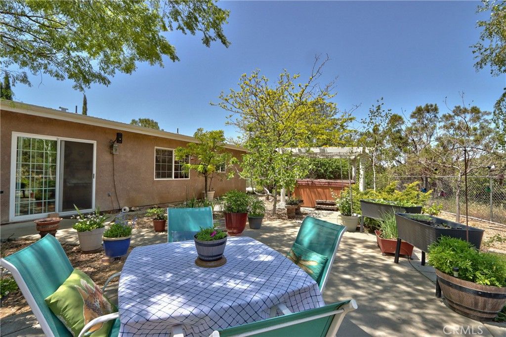 Exterior, Hot Tub