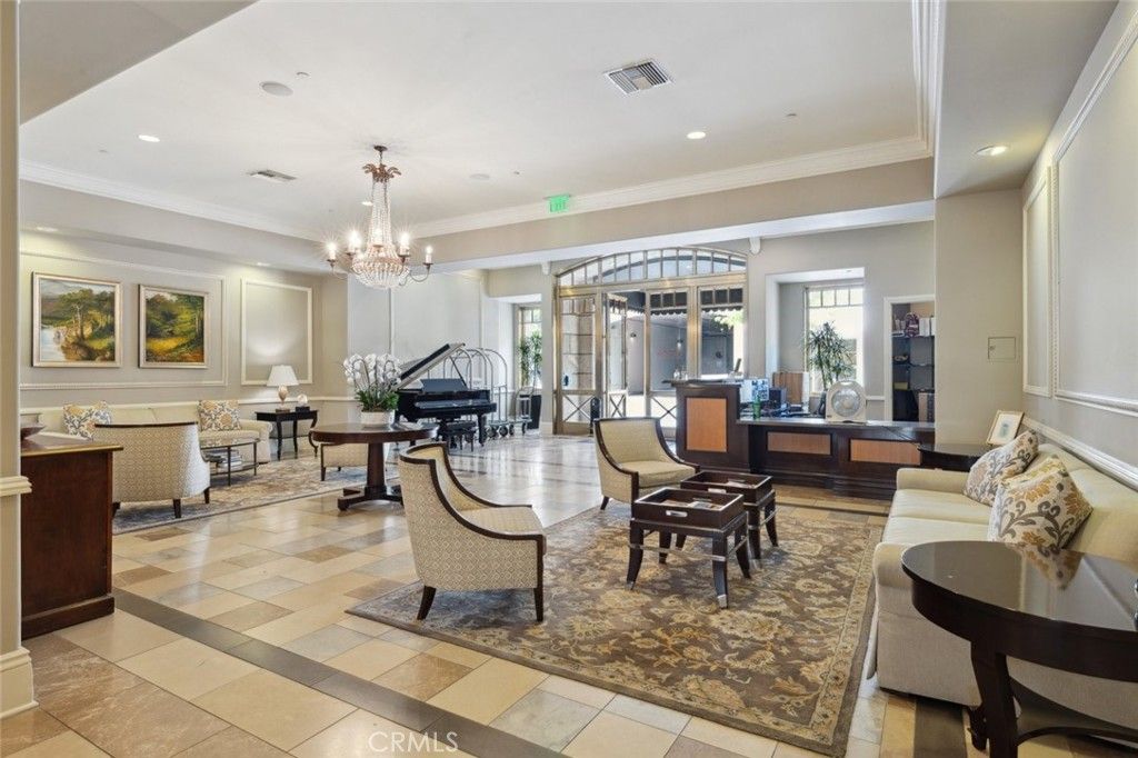 Chandelier, Interior, Living room, Piano, Recessed Lighting