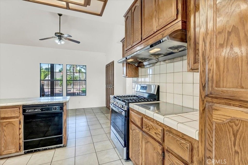 Interior, Kitchen, Tile Countertops
