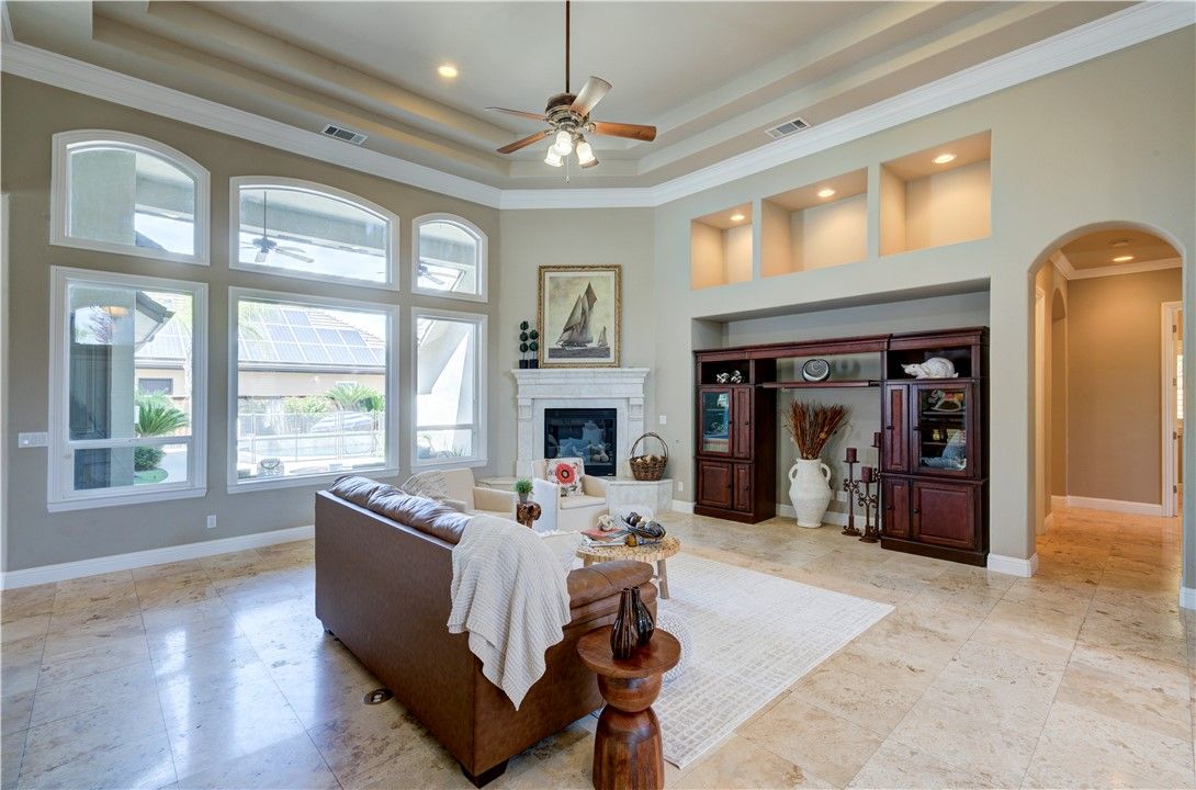 Fireplace, Interior, Living room, Recessed Lighting