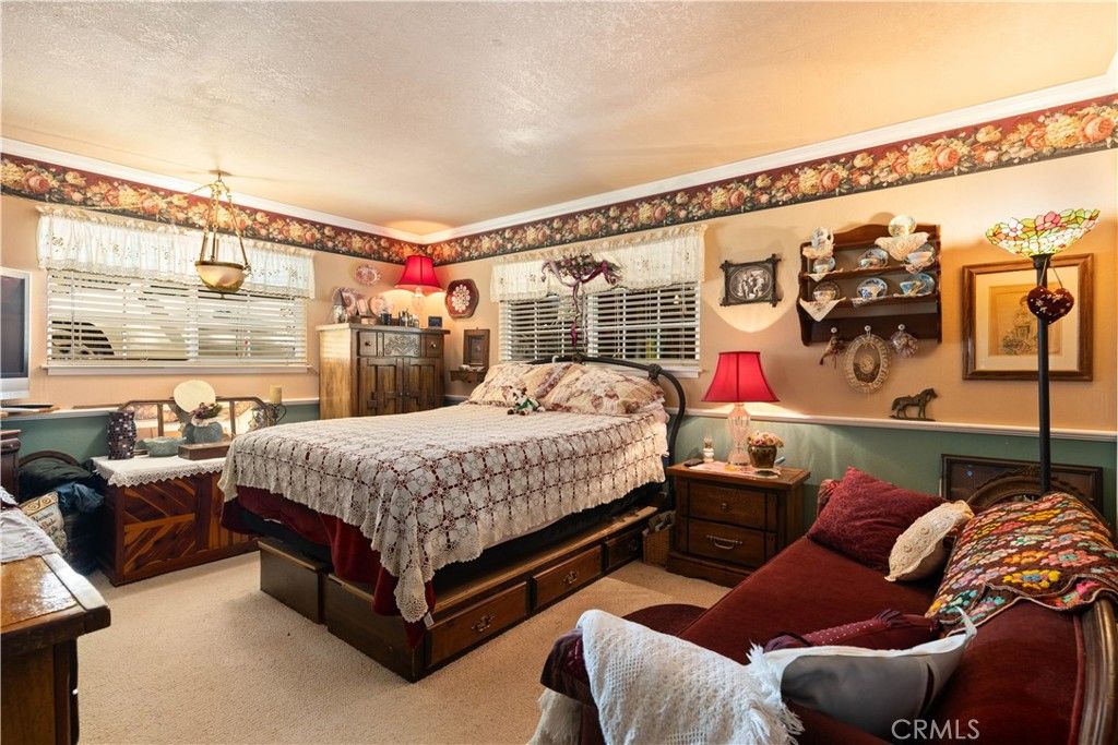 Bedroom, Interior, Pendant Lights