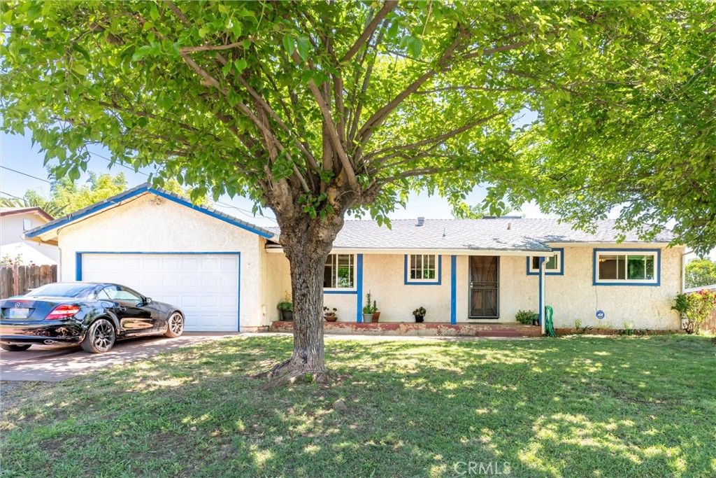 Attached, Backyard, Exterior, Facade, Ranch