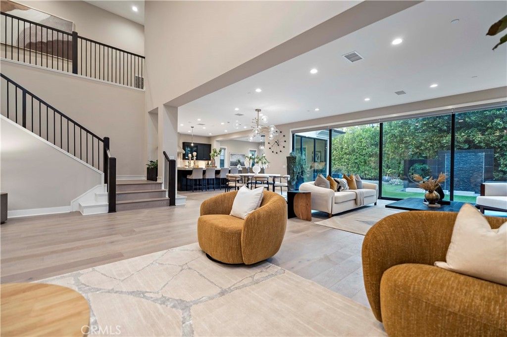 Chandelier, Dining room, Interior, Kitchen, Living room, Pendant Lights, Recessed Lighting, Wood Texture Flooring