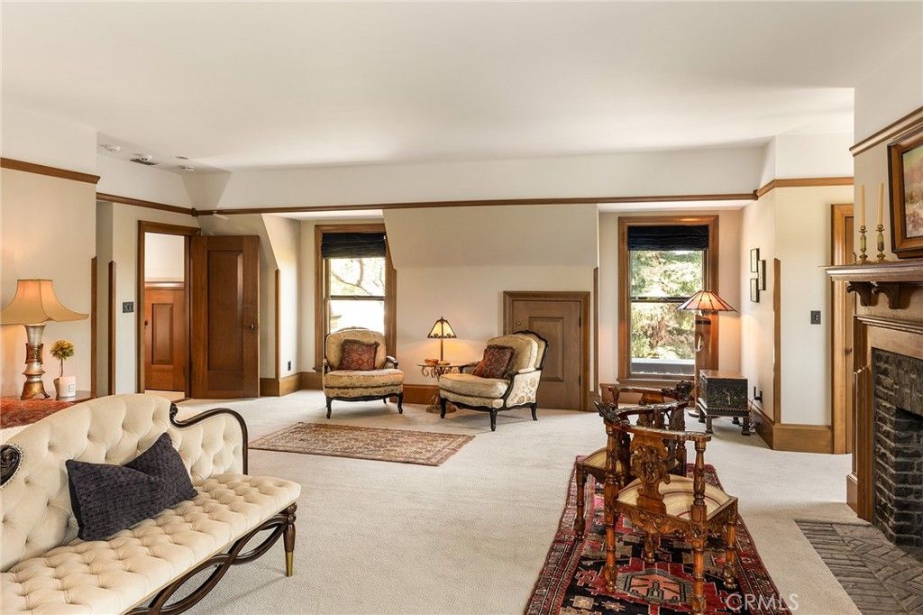 Fireplace, Interior, Living room