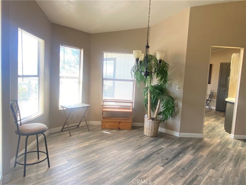 Interior, Pendant Lights, Wood Texture Flooring