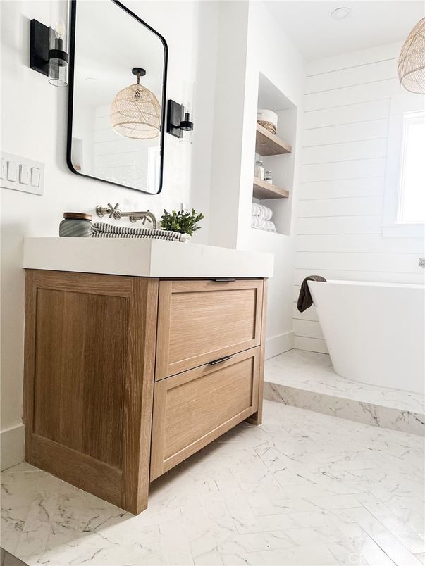 Bathroom, Free Standing Baths, Interior, Marble, Recessed Lighting