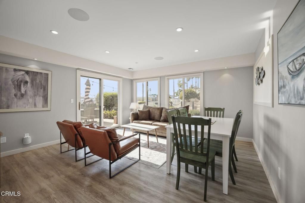 Dining room, Interior, Living room, Recessed Lighting, Wood Texture Flooring