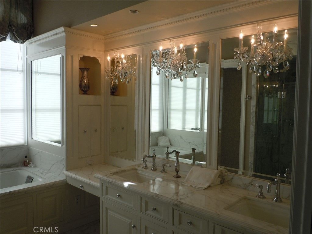 Bathroom, Chandelier, Dual Sink Vanities, Interior, Recessed Lighting