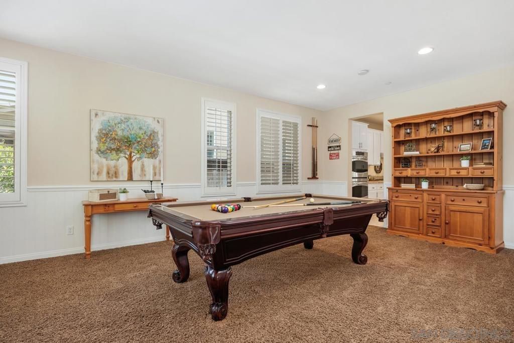 Billiard Table, Game Room, Interior, Recessed Lighting