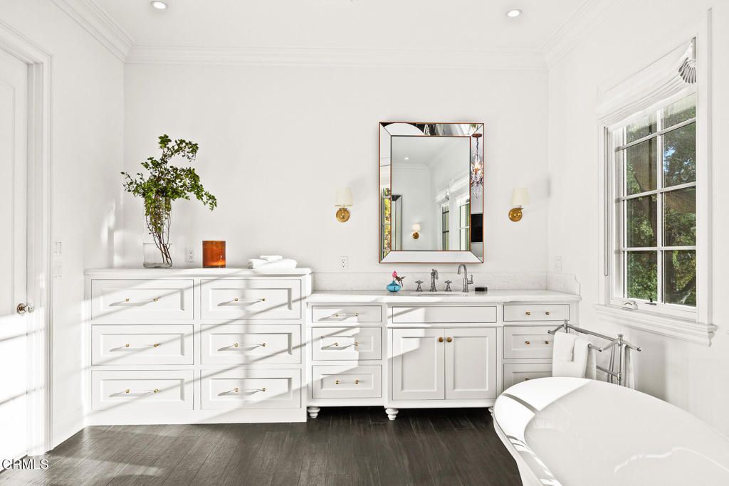 Bathroom, Dual Sink Vanities, Interior, Recessed Lighting, Wood Texture Flooring