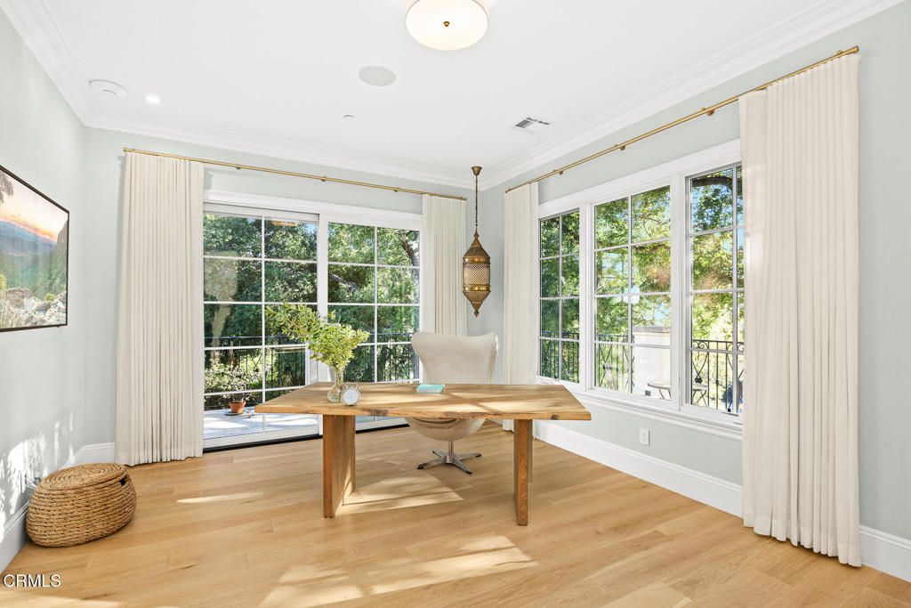Home Office, Interior, Pendant Lights, Recessed Lighting, Wood Texture Flooring