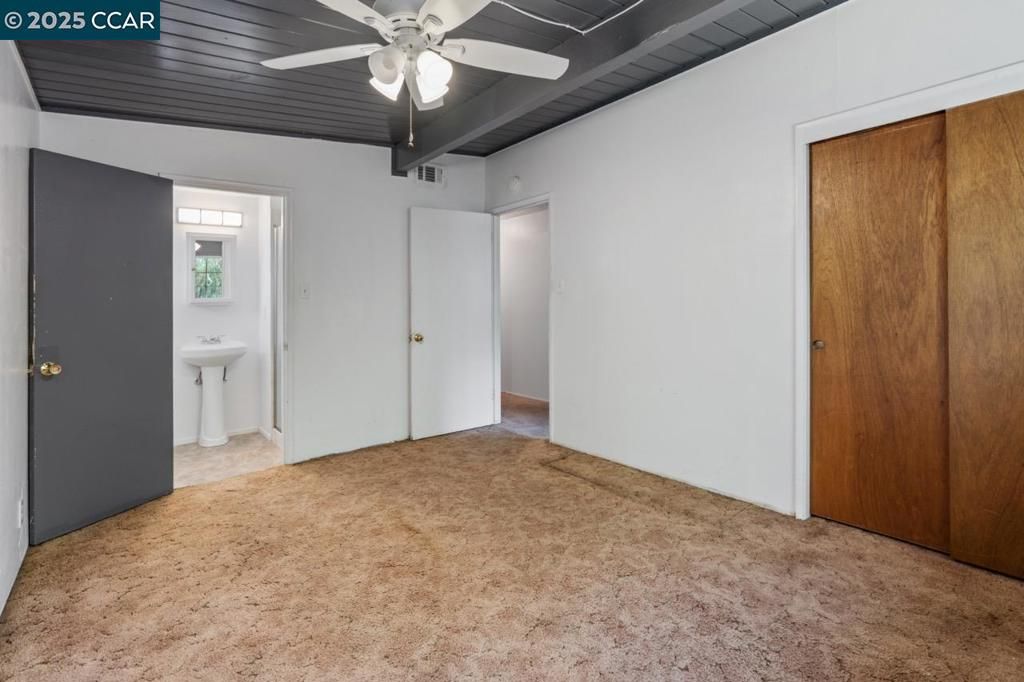 Bathroom, Empty room, Interior