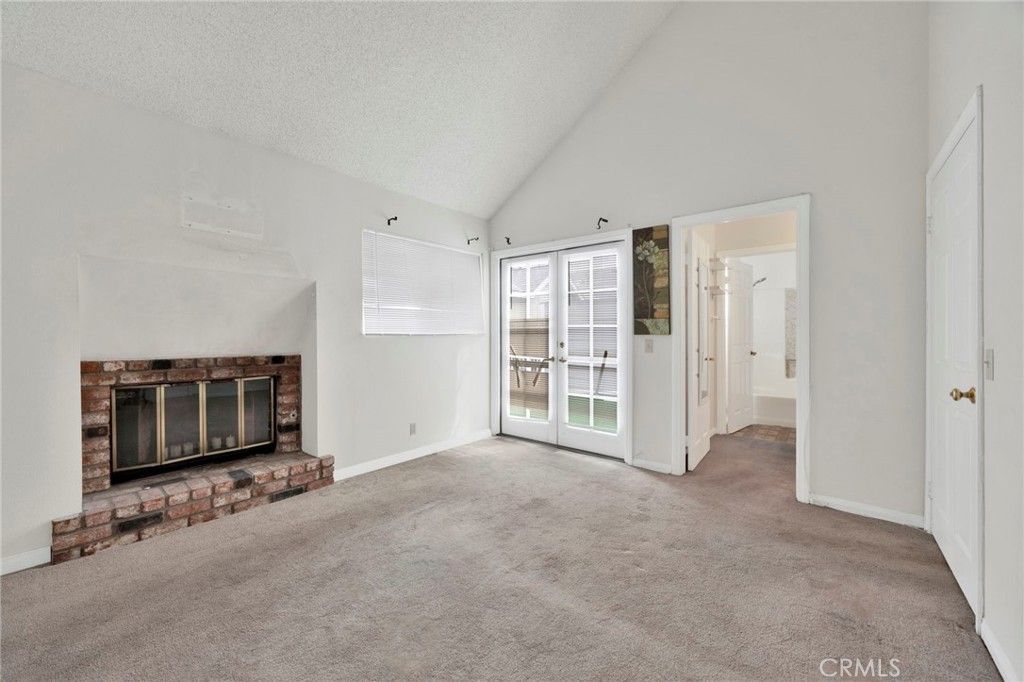 Empty room, Fireplace, Interior