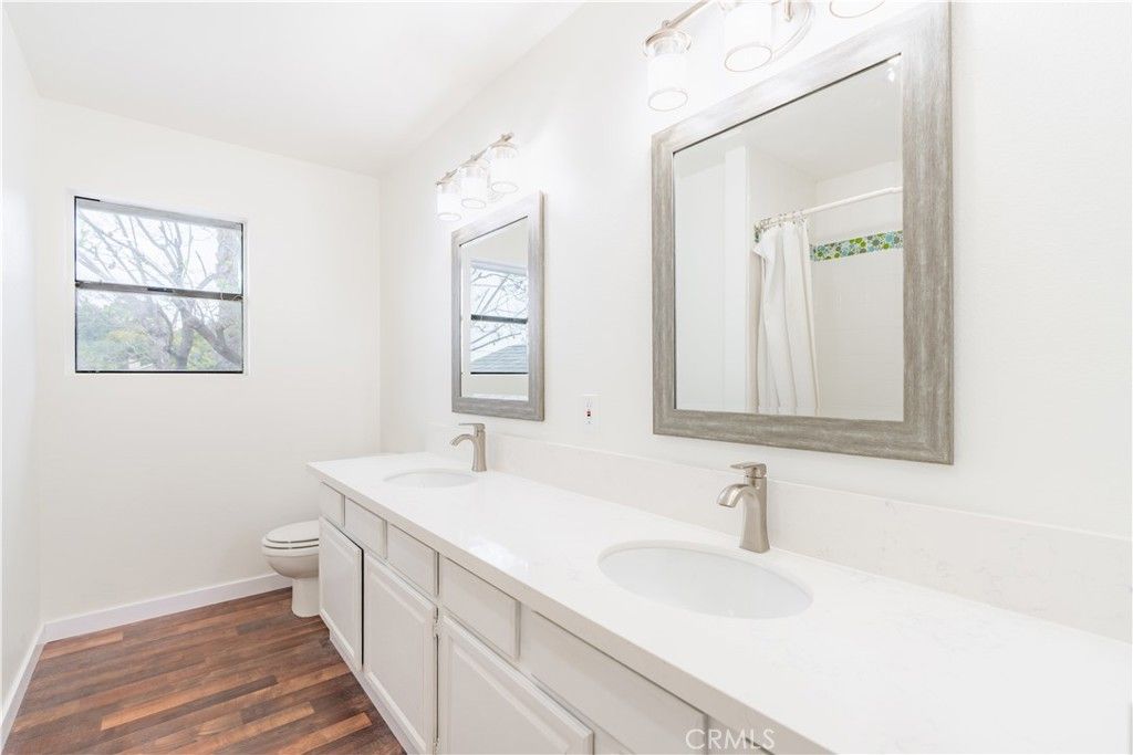 Bathroom, Dual Sink Vanities, Interior, Wood Texture Flooring