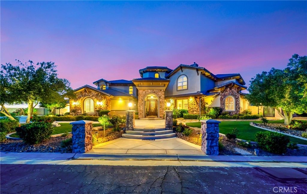 Backyard, Exterior, Facade, Mediterranean