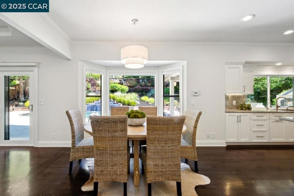 Dining room, Interior, Pendant Lights, Recessed Lighting, Wood Texture Flooring