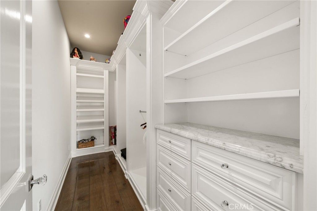Interior, Recessed Lighting, Walk-in Closets, Wood Texture Flooring