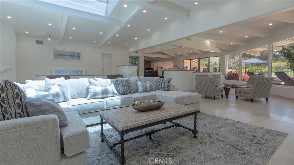 Dining room, Interior, Living room, Recessed Lighting