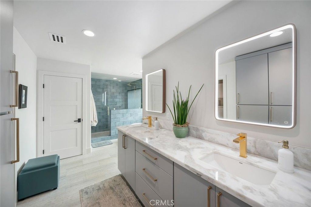 Bathroom, Dual Sink Vanities, Glass Shower, Interior, Recessed Lighting