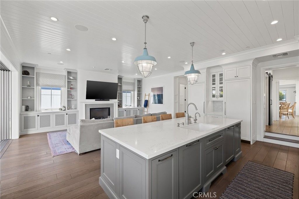Fireplace, Interior, Kitchen, Living room, Pendant Lights, Recessed Lighting, Wood Texture Flooring