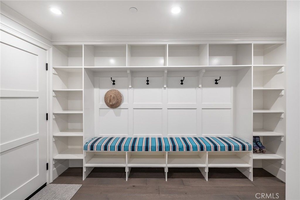 Interior, Recessed Lighting, Walk-in Closets, Wood Texture Flooring