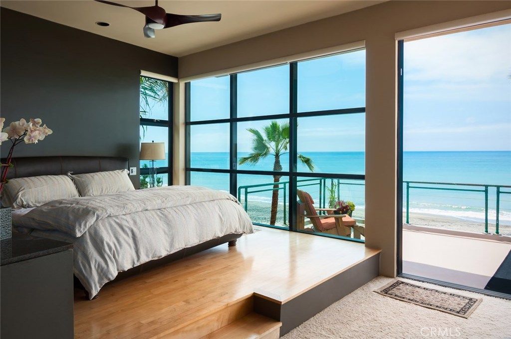 Bedroom, Interior, Water, Wood Texture Flooring