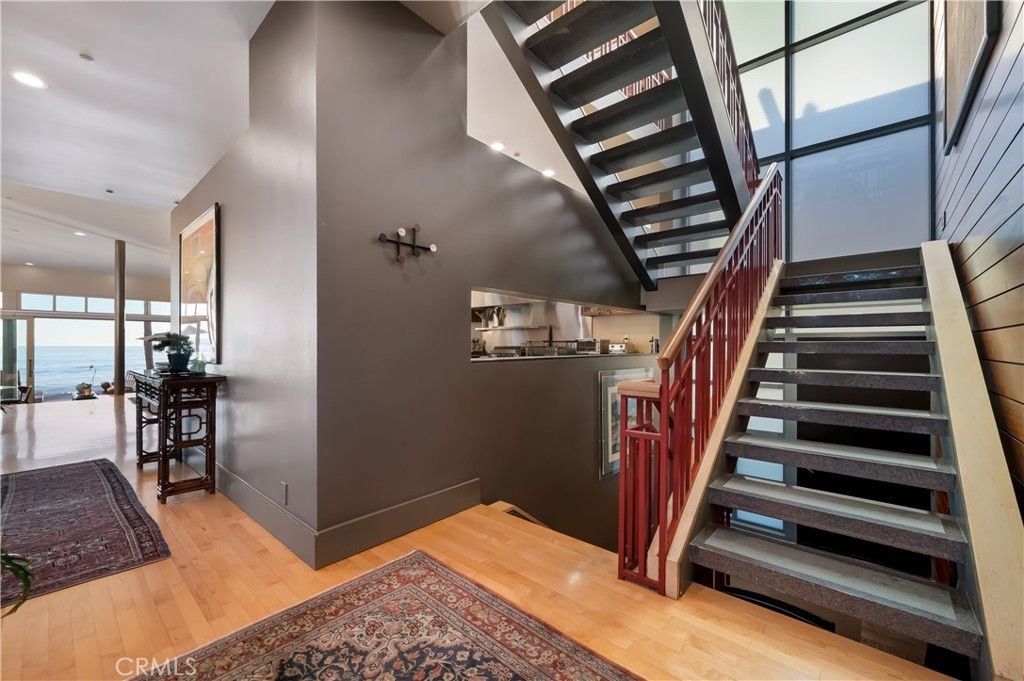 Interior, Recessed Lighting, Water, Wood Texture Flooring