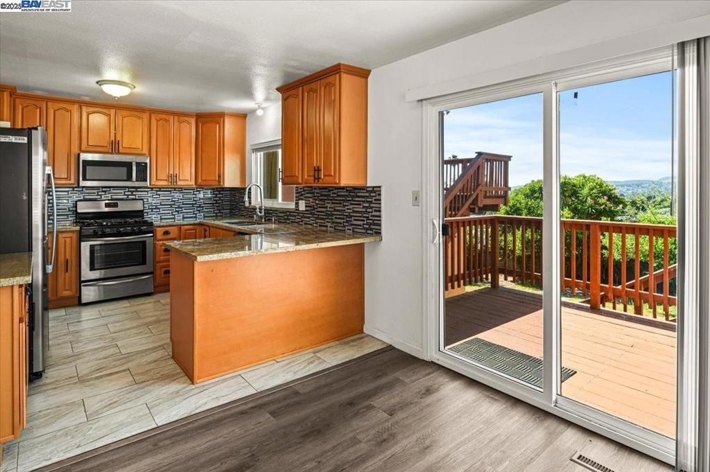 Interior, Kitchen, Stainless Steel Appliances, Wood Texture Flooring
