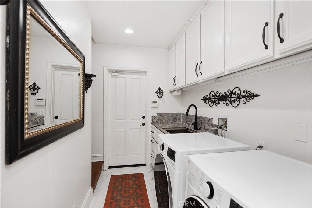 Interior, Recessed Lighting, Washer