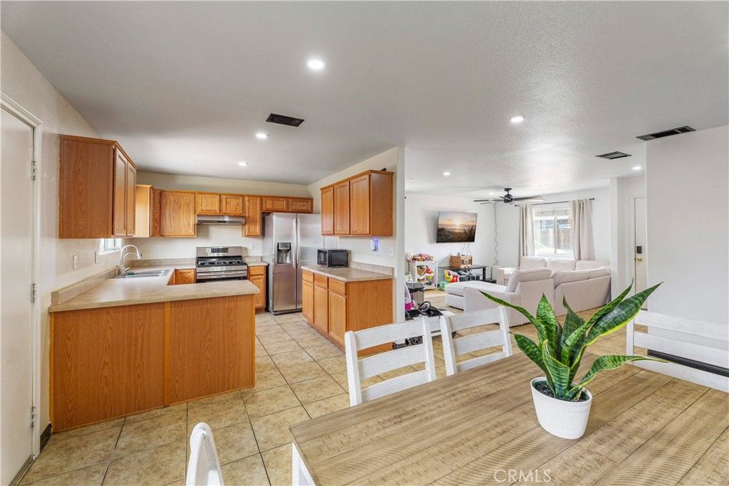 Dining room, Interior, Kitchen, Living room, Recessed Lighting, Stainless Steel Appliances
