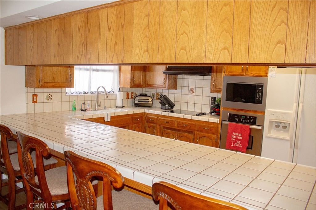 Interior, Kitchen, Tile Countertops