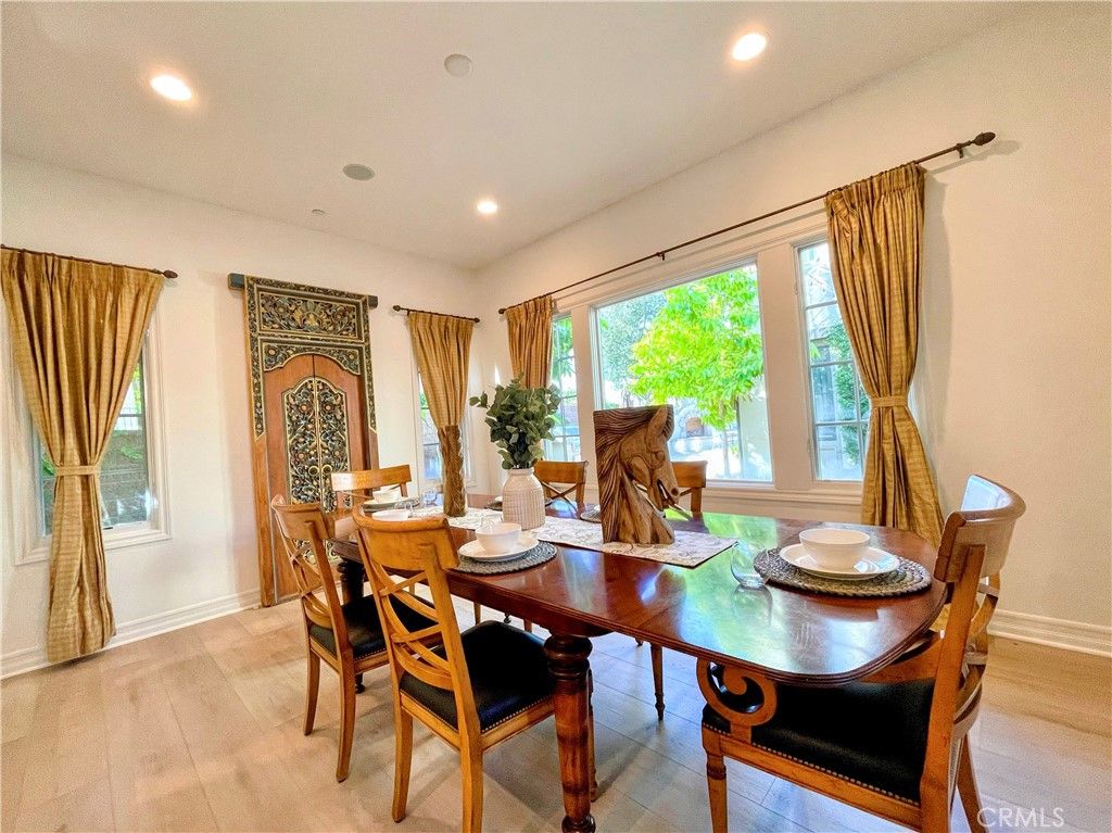 Dining room, Interior, Recessed Lighting, Wood Texture Flooring