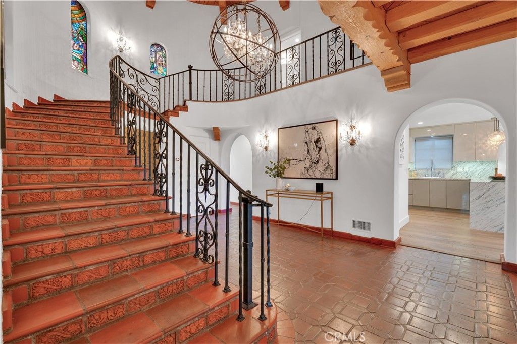 Chandelier, Interior, Recessed Lighting, Wooden Beams