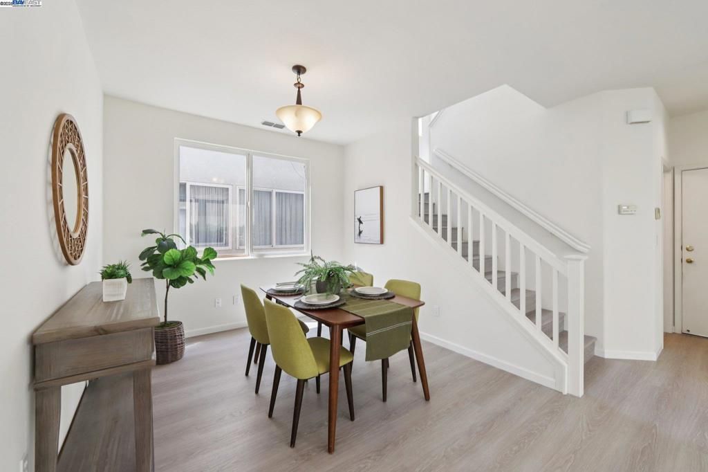 Dining room, Interior, Wood Texture Flooring