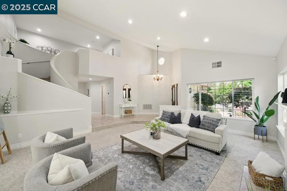 Fireplace, Interior, Living room, Pendant Lights, Recessed Lighting
