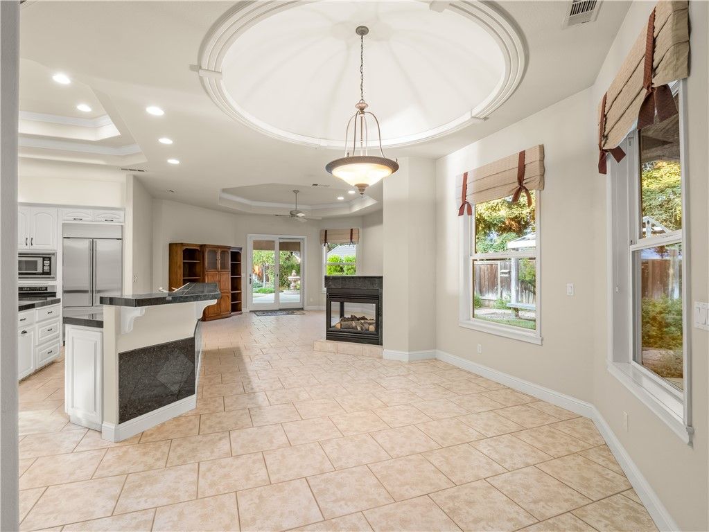 Fireplace, Interior, Kitchen, Pendant Lights, Recessed Lighting