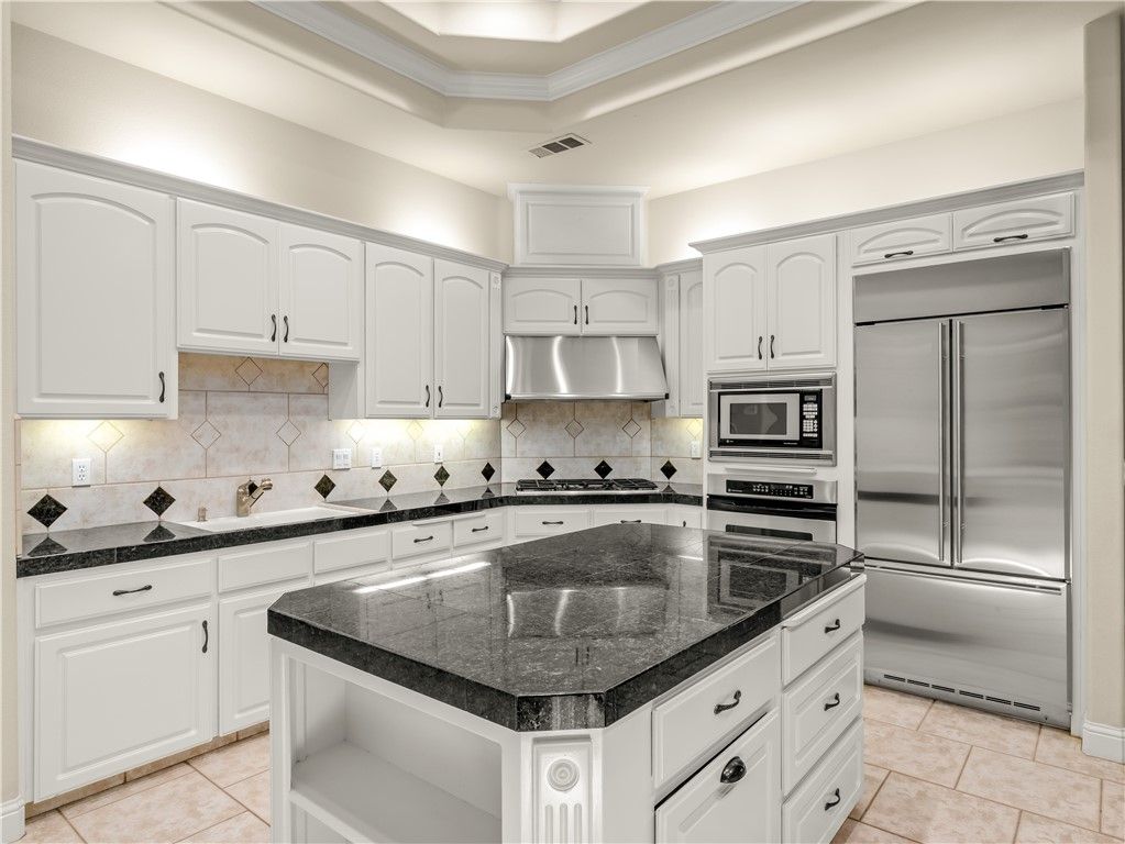 Interior, Kitchen, Stainless Steel Appliances