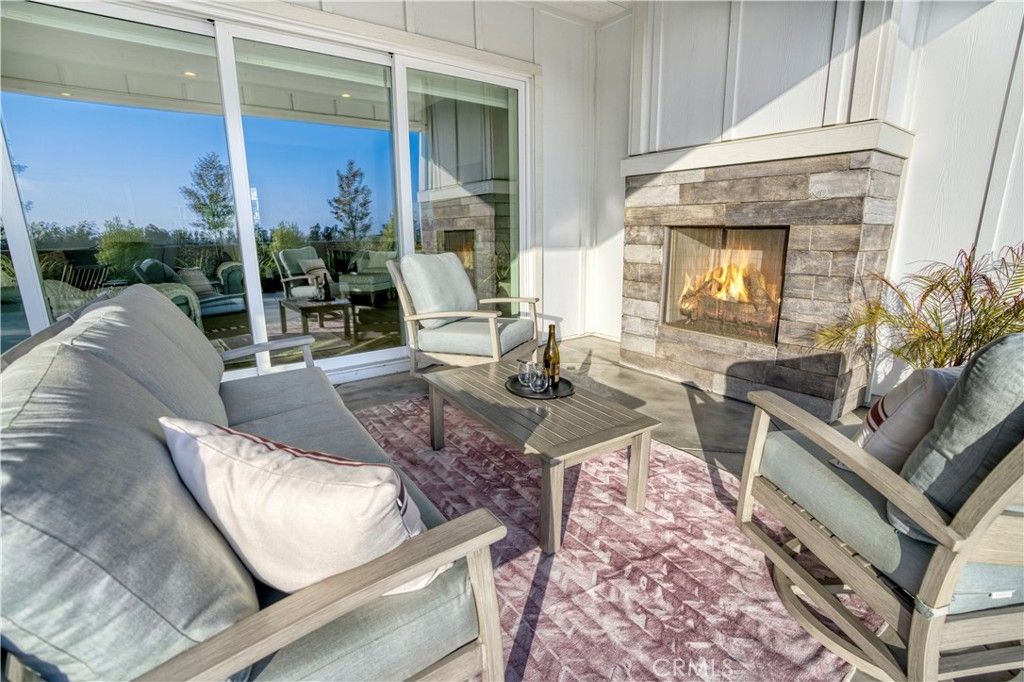 Exterior, Fireplace, Interior, Living room