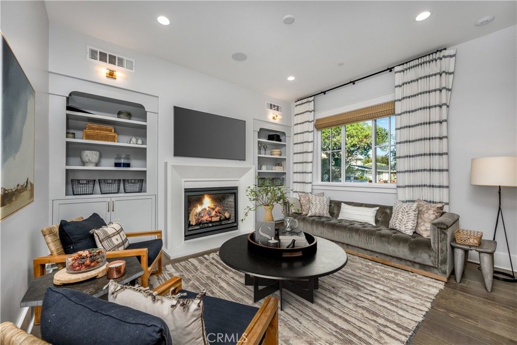 Fireplace, Interior, Living room, Recessed Lighting, Wood Texture Flooring