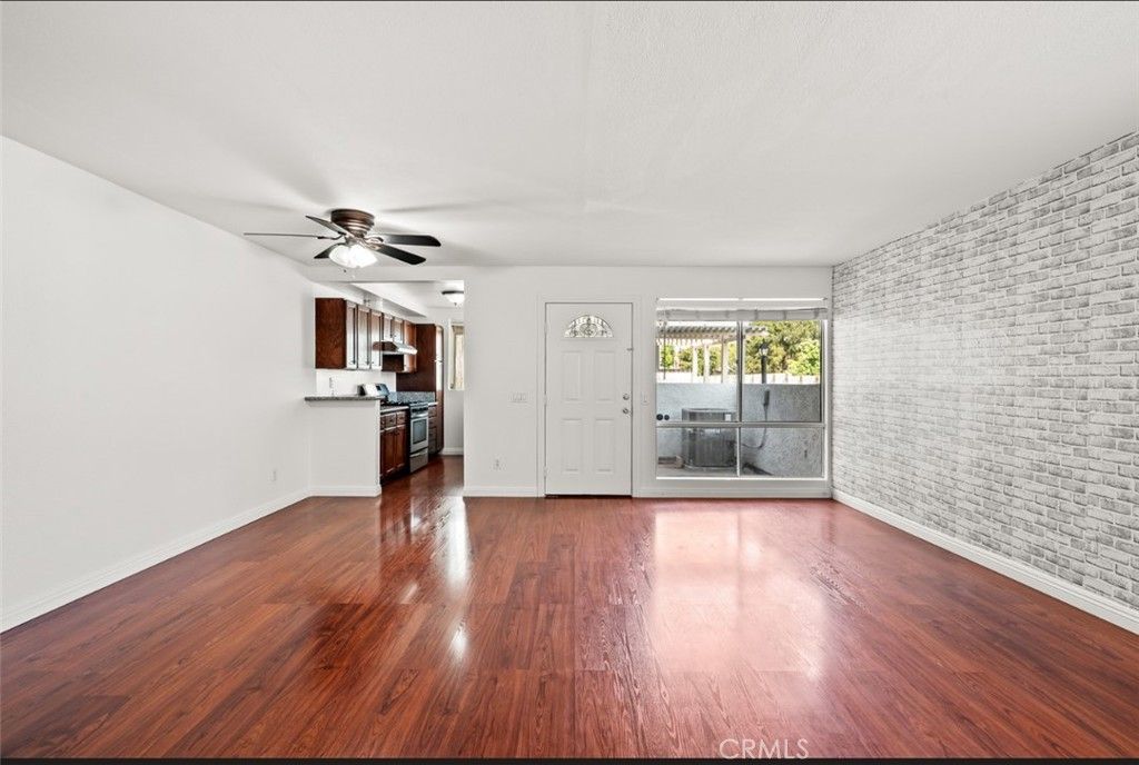 Empty room, Interior, Kitchen, Stone Walls, Wood Texture Flooring