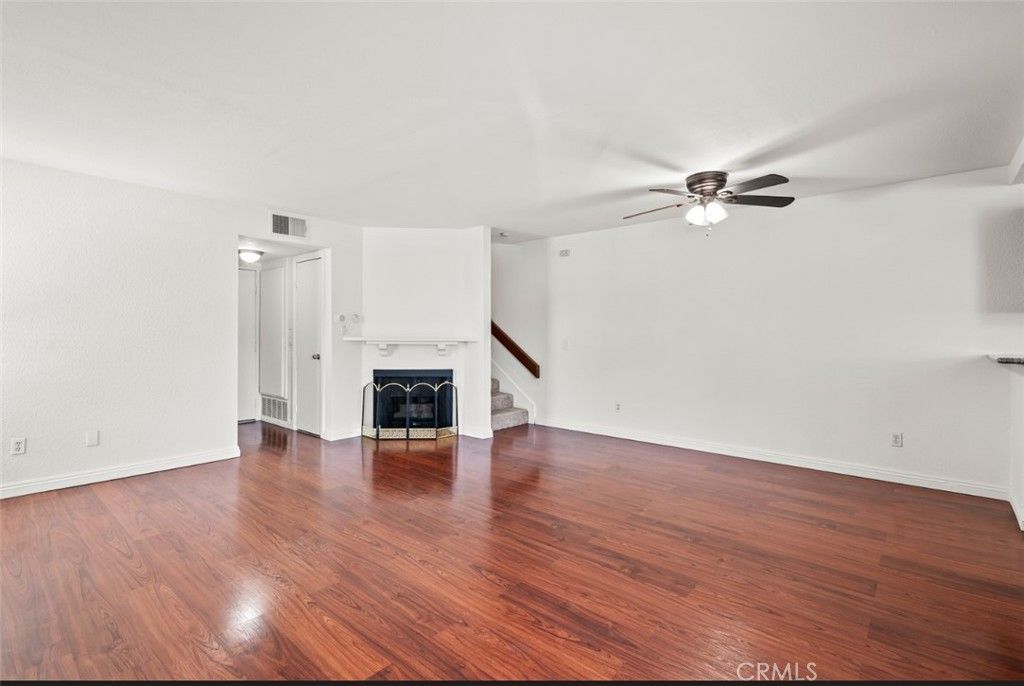 Empty room, Fireplace, Interior, Wood Texture Flooring