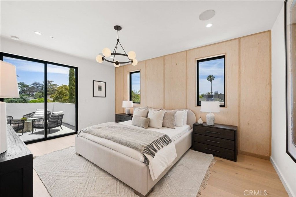 Bedroom, Interior, Pendant Lights, Recessed Lighting, Wood Texture Flooring