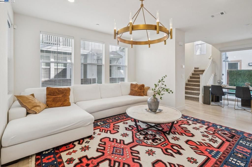 Dining room, Interior, Living room, Pendant Lights, Recessed Lighting, Wood Texture Flooring