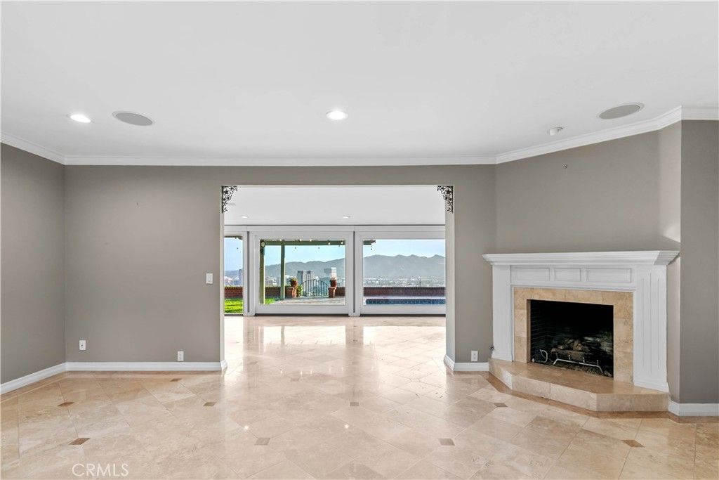 Empty room, Fireplace, Interior, Recessed Lighting