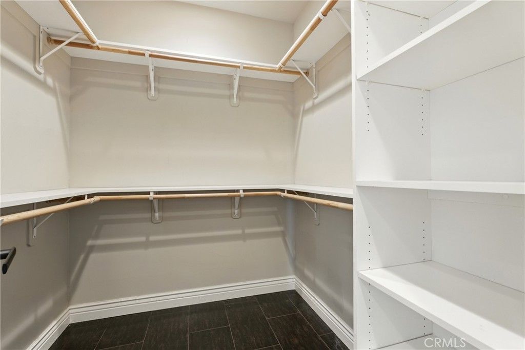 Interior, Walk-in Closets, Wood Texture Flooring