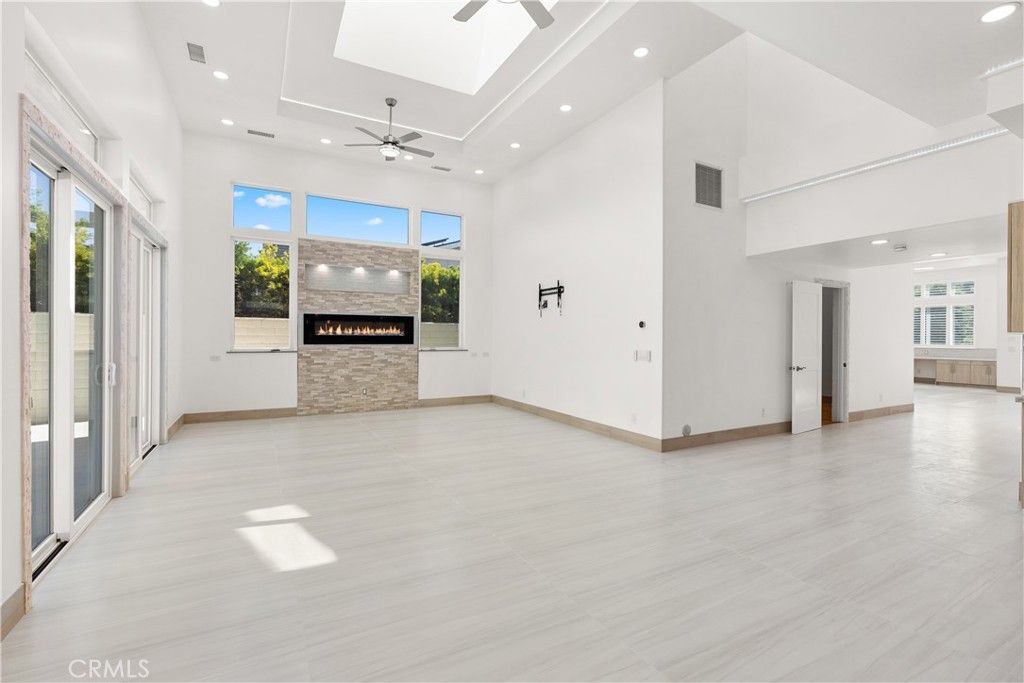 Empty room, Fireplace, Interior, Recessed Lighting