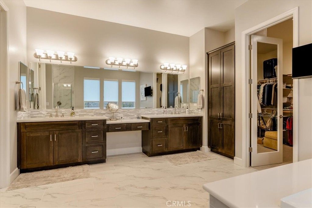 Bathroom, Dual Sink Vanities, Interior, Marble