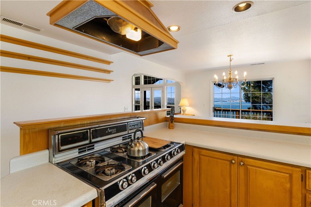 Chandelier, Interior, Kitchen, Recessed Lighting, Water